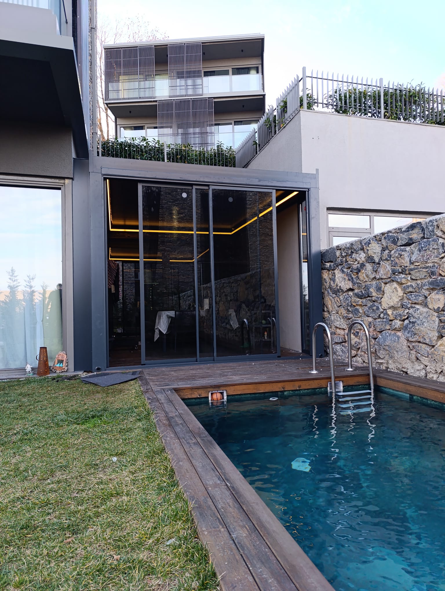 Modern Kış Bahçesi